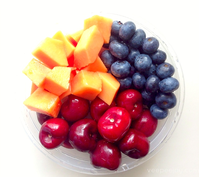 favorite-fruits-blueberries
