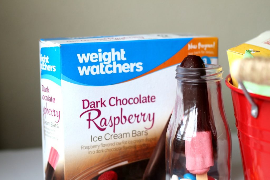 weight-watchers-dark-chocolate-raspberry-ice-cream-bars-veepeejay